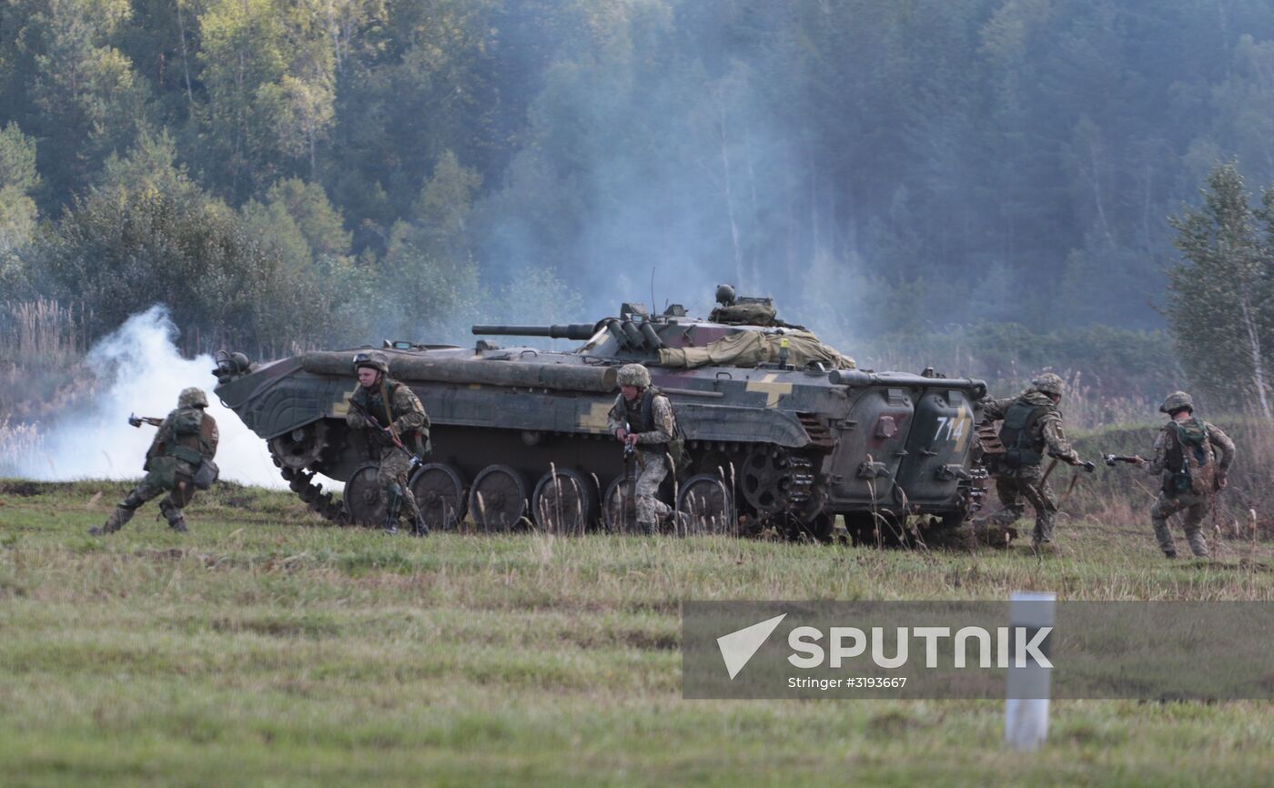 Rapid Trident-2017 military exercise in Lviv Region