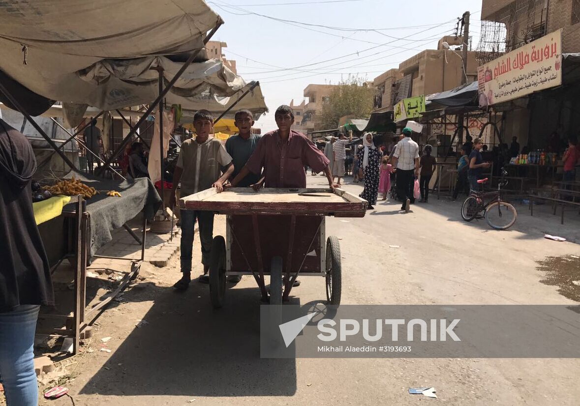 Peaceful life in Deir ez-Zor