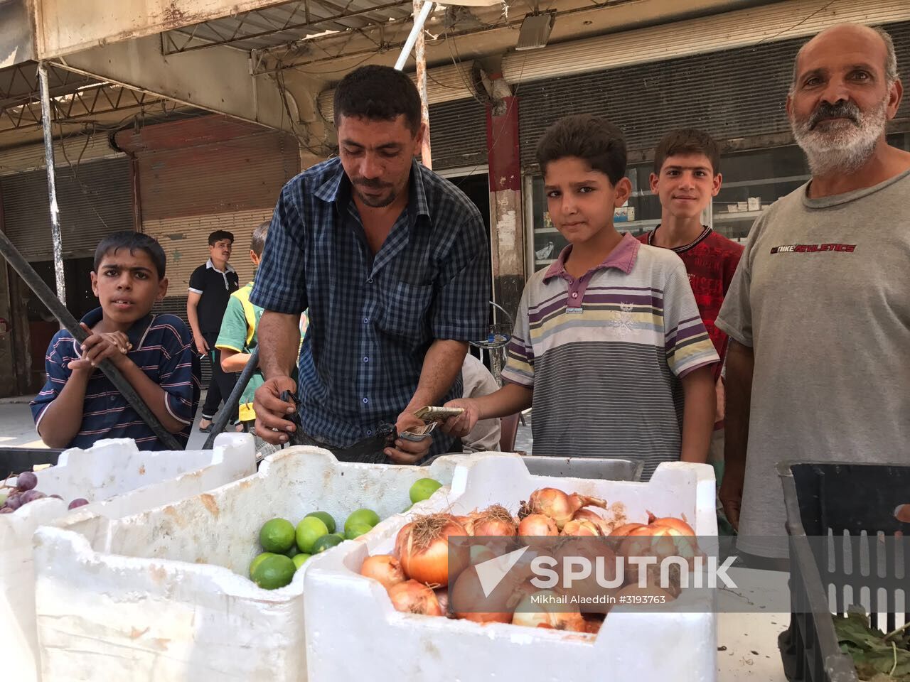 Peaceful life in Deir ez-Zor