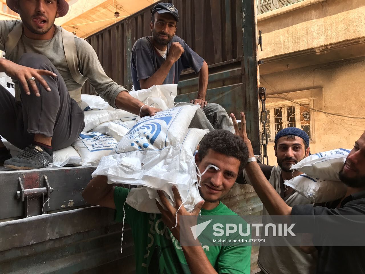 Peaceful life in Deir ez-Zor