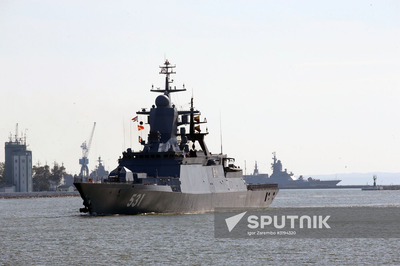 Baltic Fleet ships set out to sea for Zapad 2017 military exercise