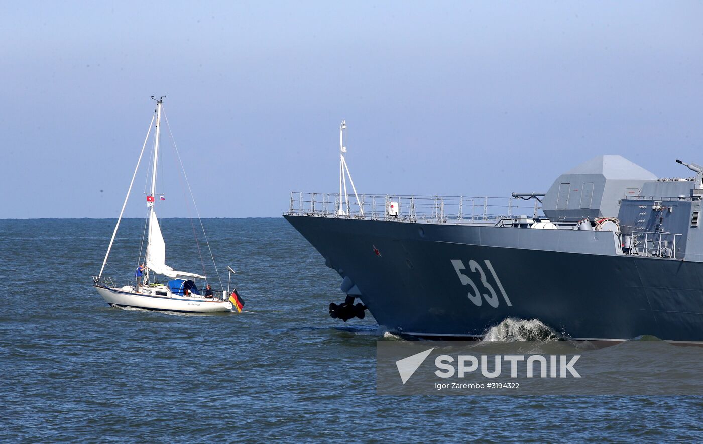 Baltic Fleet ships set out to sea for Zapad 2017 military exercise