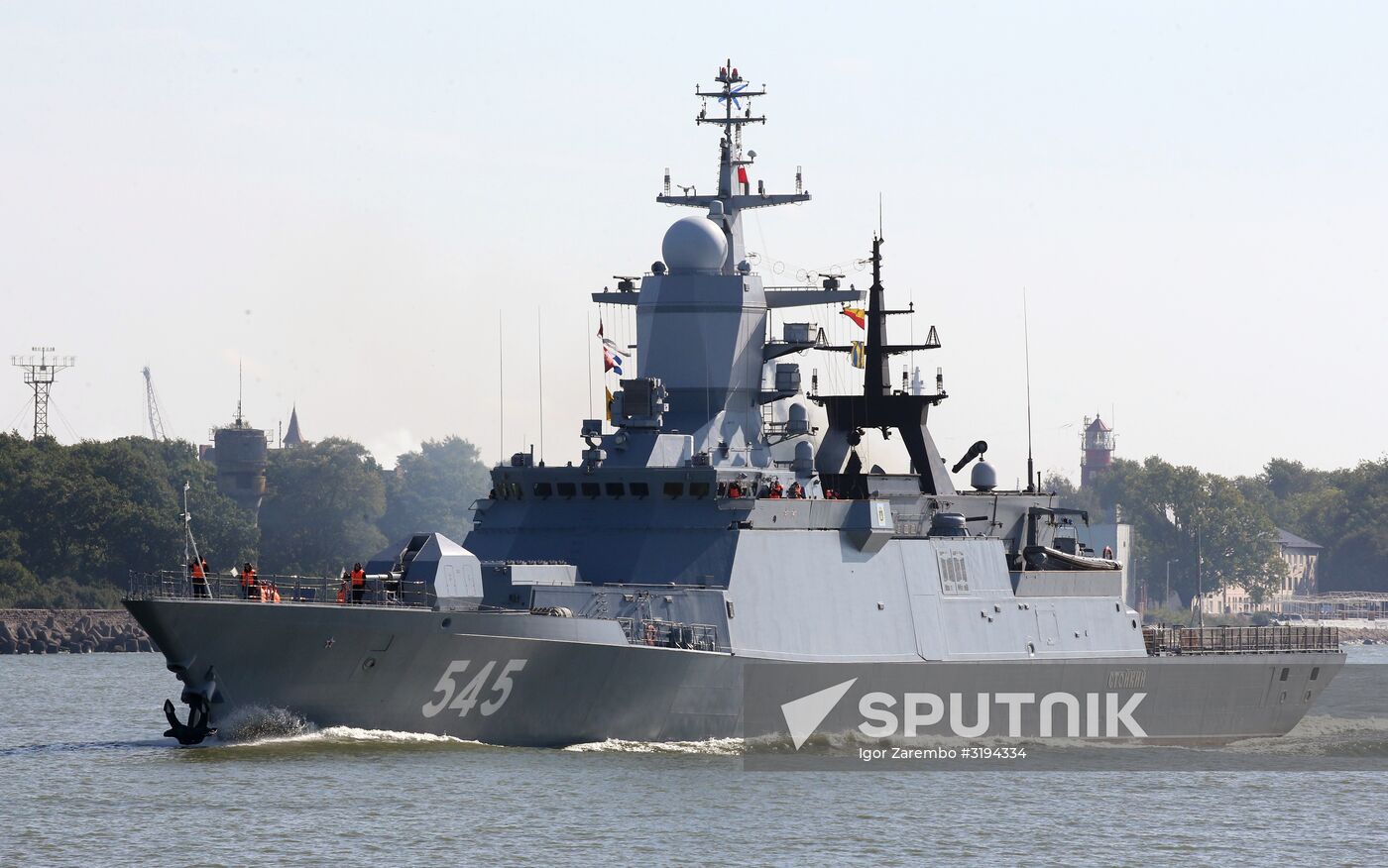 Baltic Fleet ships set out to sea for Zapad 2017 military exercise