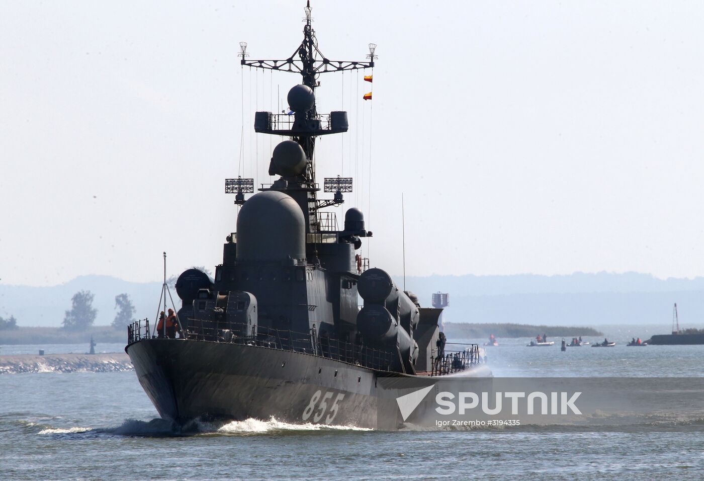 Baltic Fleet ships set out to sea for Zapad 2017 military exercise
