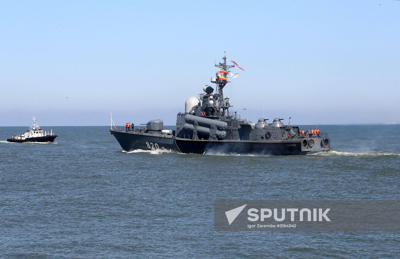 Baltic Fleet ships set out to sea for Zapad 2017 military exercise