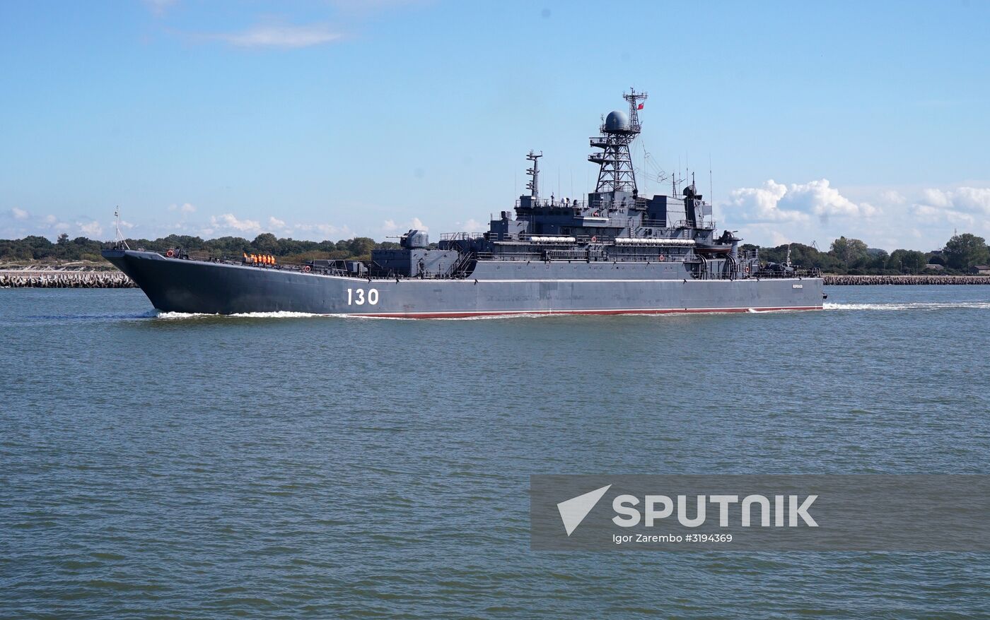 Baltic Fleet ships set out to sea for Zapad 2017 military exercise