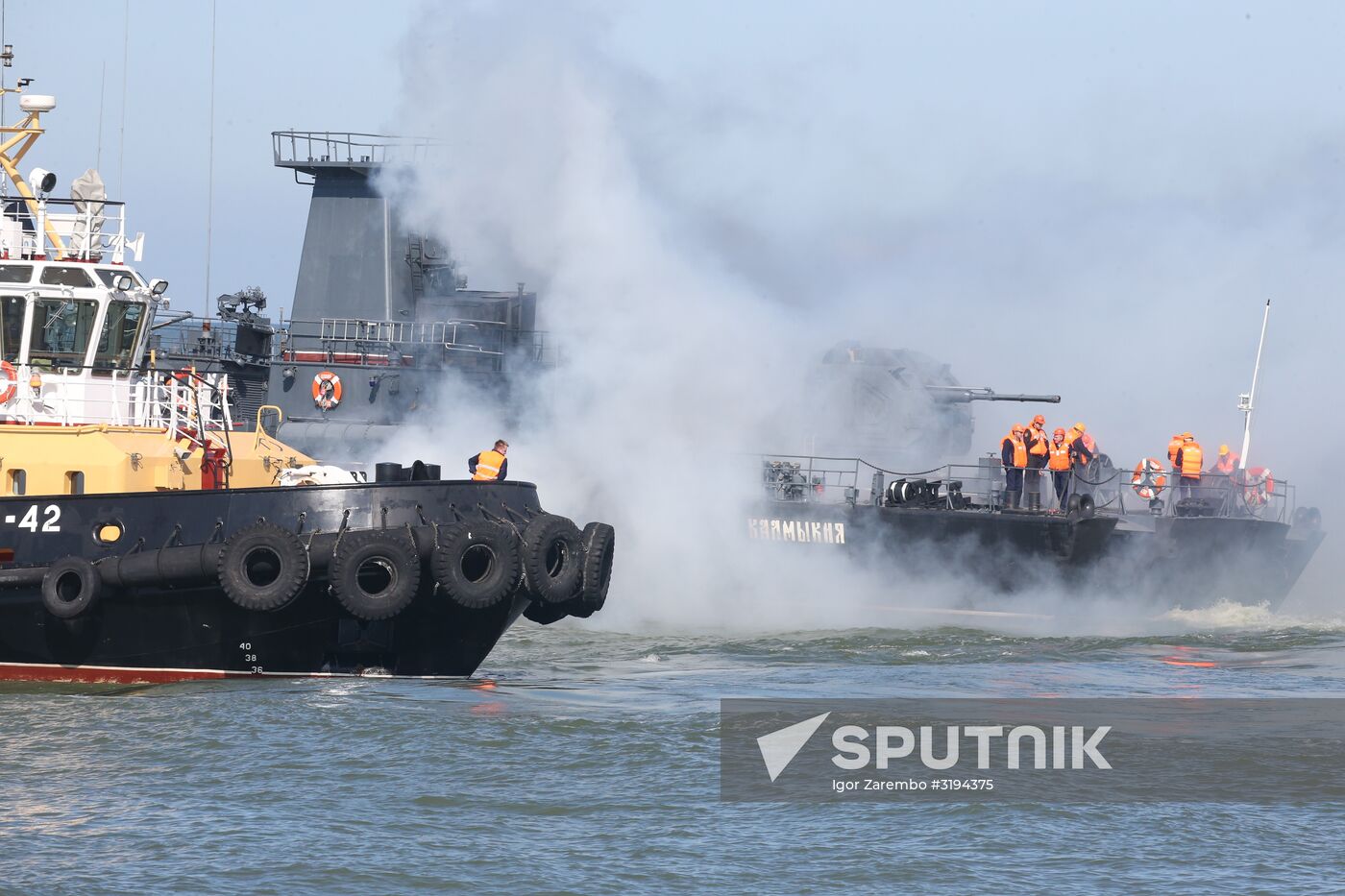 Baltic Fleet ships set out to sea for Zapad 2017 military exercise