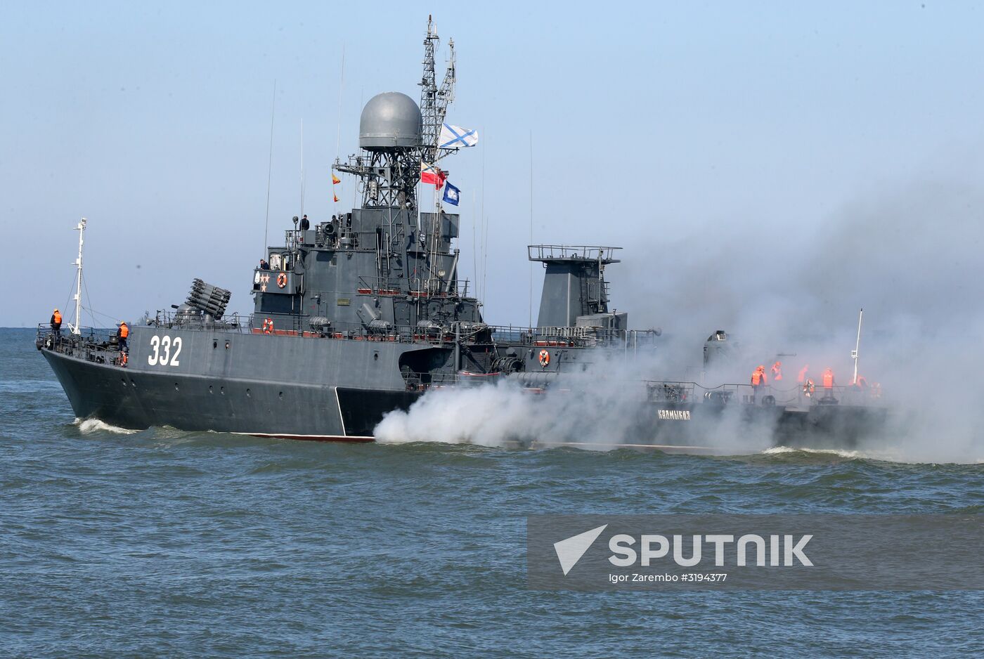 Baltic Fleet ships set out to sea for Zapad 2017 military exercise
