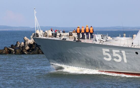 Baltic Fleet ships set out to sea for Zapad 2017 military exercise