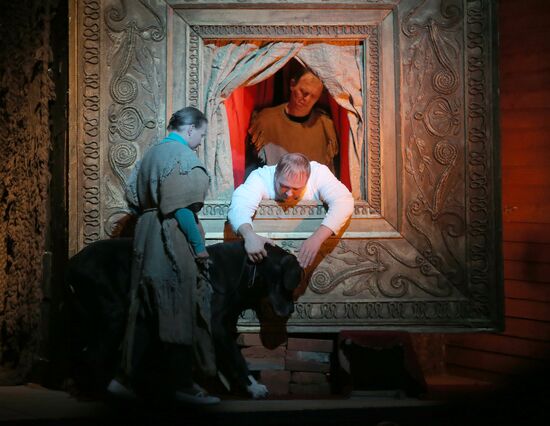 Moscow's Taganka Theater kicks off 54th season