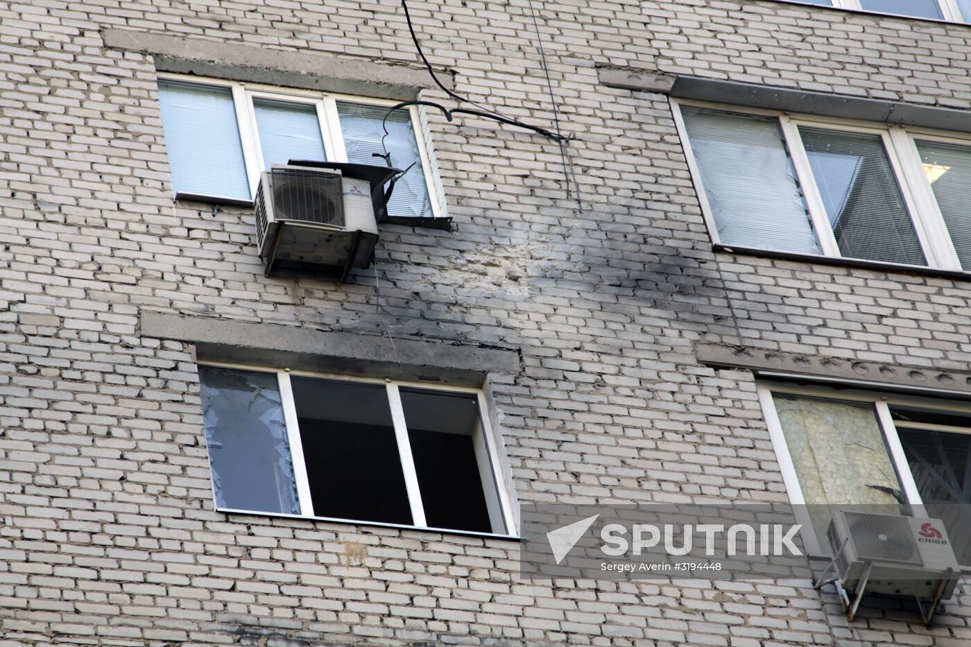 Aftermath of overnight shelling of Donetsk