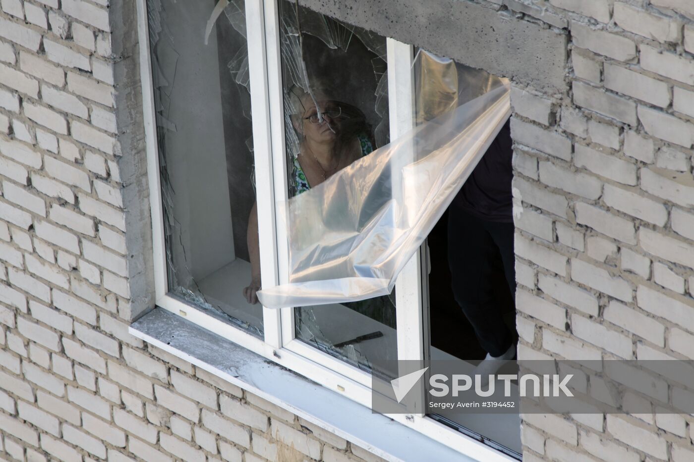 Aftermath of overnight shelling of Donetsk