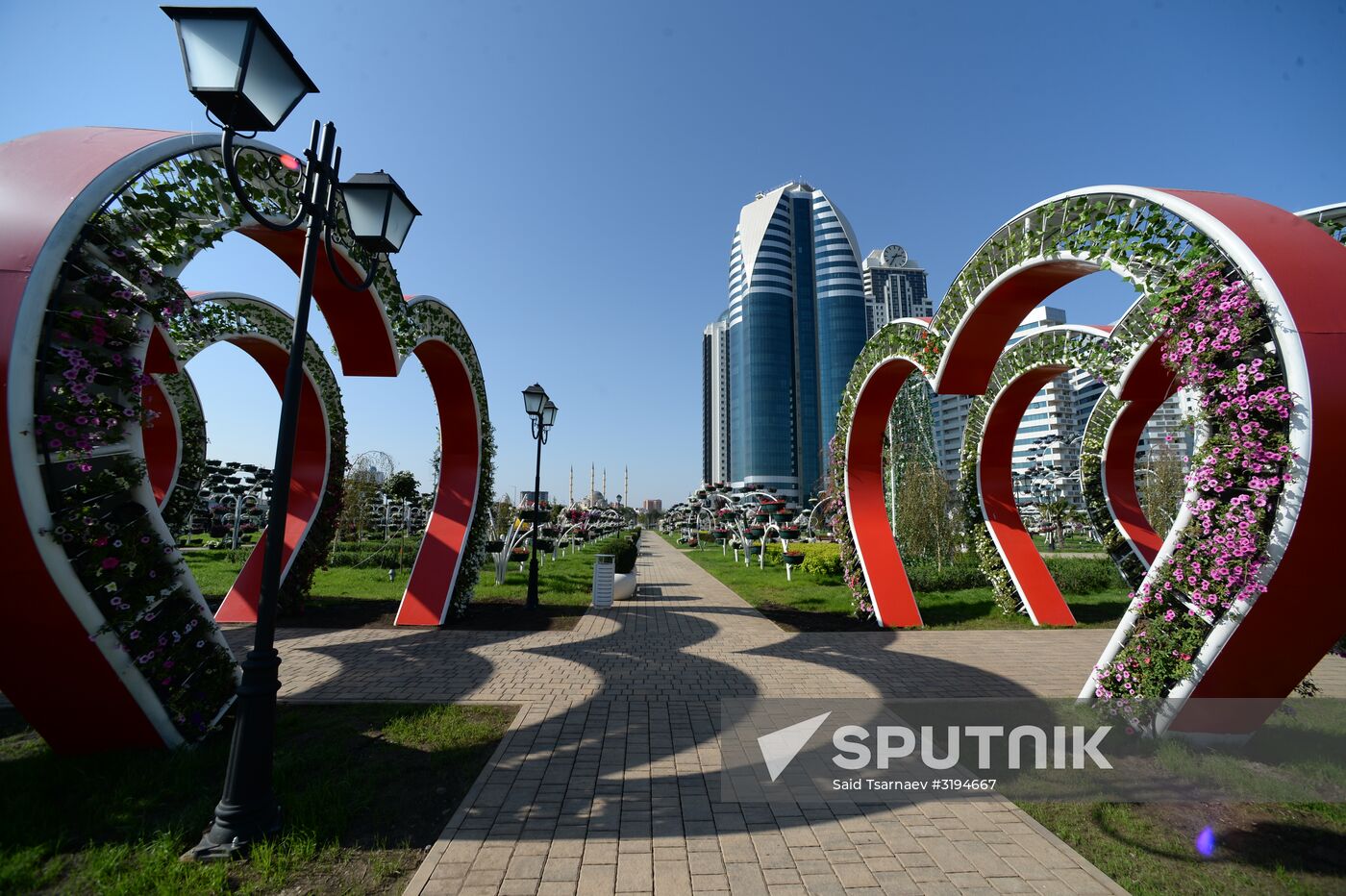 Flower park opens in Grozny
