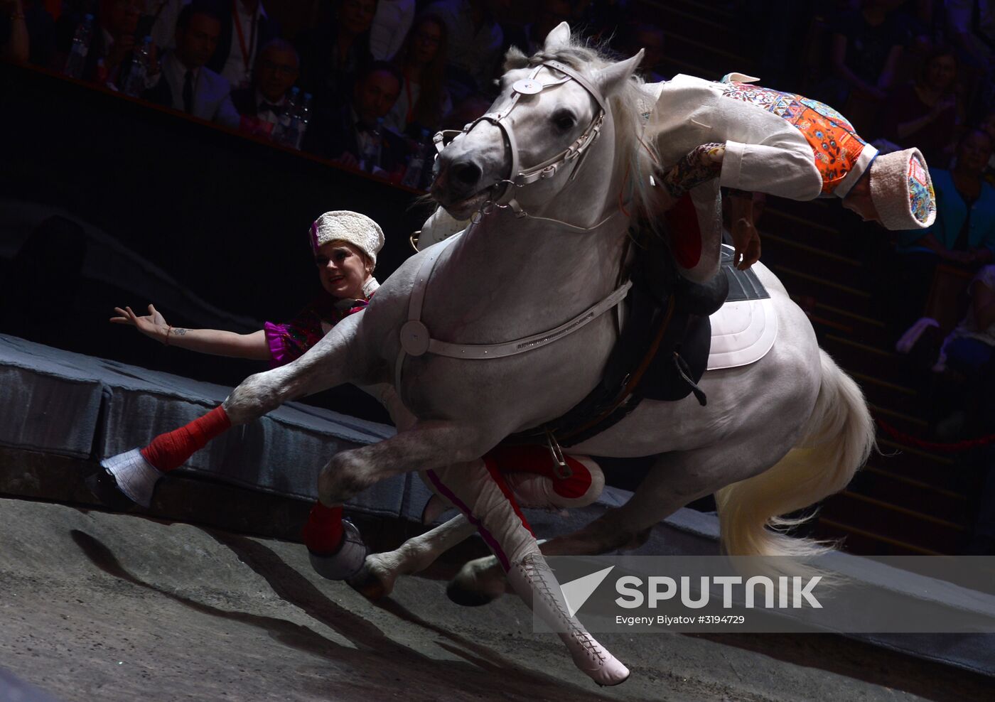 Gala show at World Festival of Circus Art IDOL