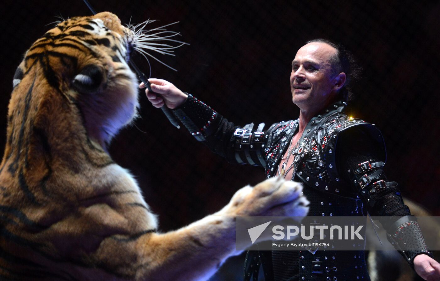 Gala show at World Festival of Circus Art IDOL