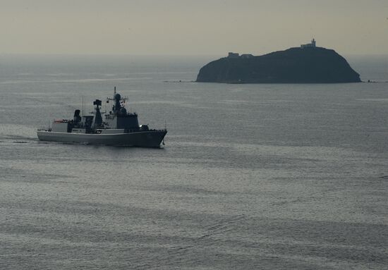 Chinese warships arrive in Vladivostok