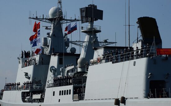 Chinese warships arrive in Vladivostok