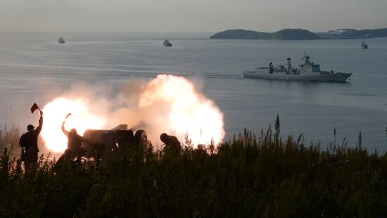 Chinese warships arrive in Vladivostok