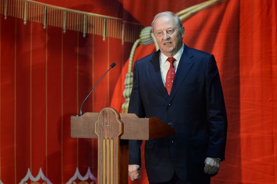 Sverdlovsk Region Governor Yevgeny Kuivashev inaugurated into office