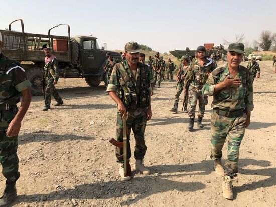 Syrian Army crosses Euphrates River east of Deir ez-Zor