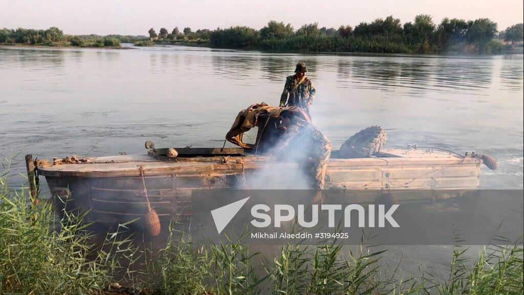 Syrian Army crosses Euphrates River east of Deir ez-Zor