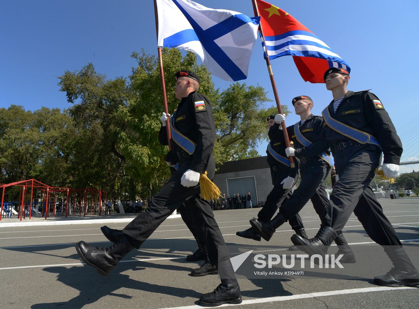 Chinese warships arrive in Vladivostok