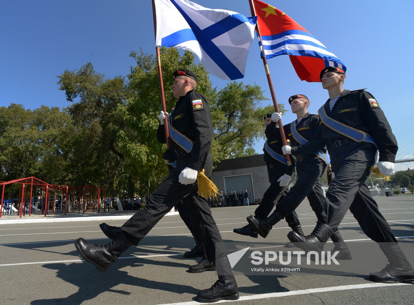 Chinese warships arrive in Vladivostok