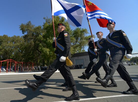 Chinese warships arrive in Vladivostok
