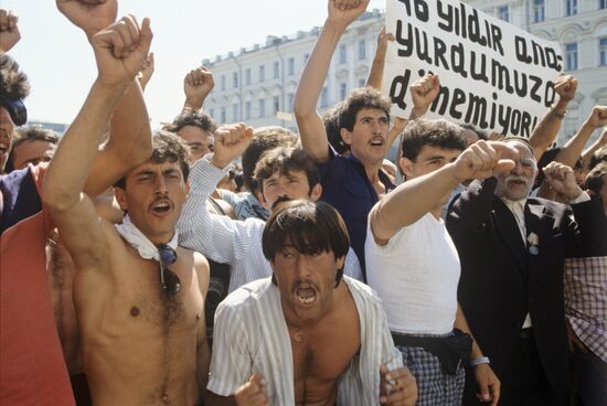 Meskhetian Turks portest in Moscow