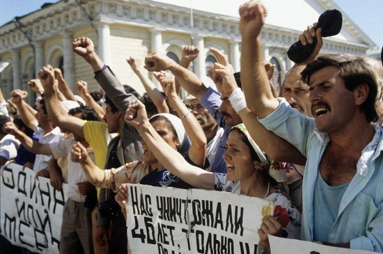 Meskhetian Turks portest in Moscow