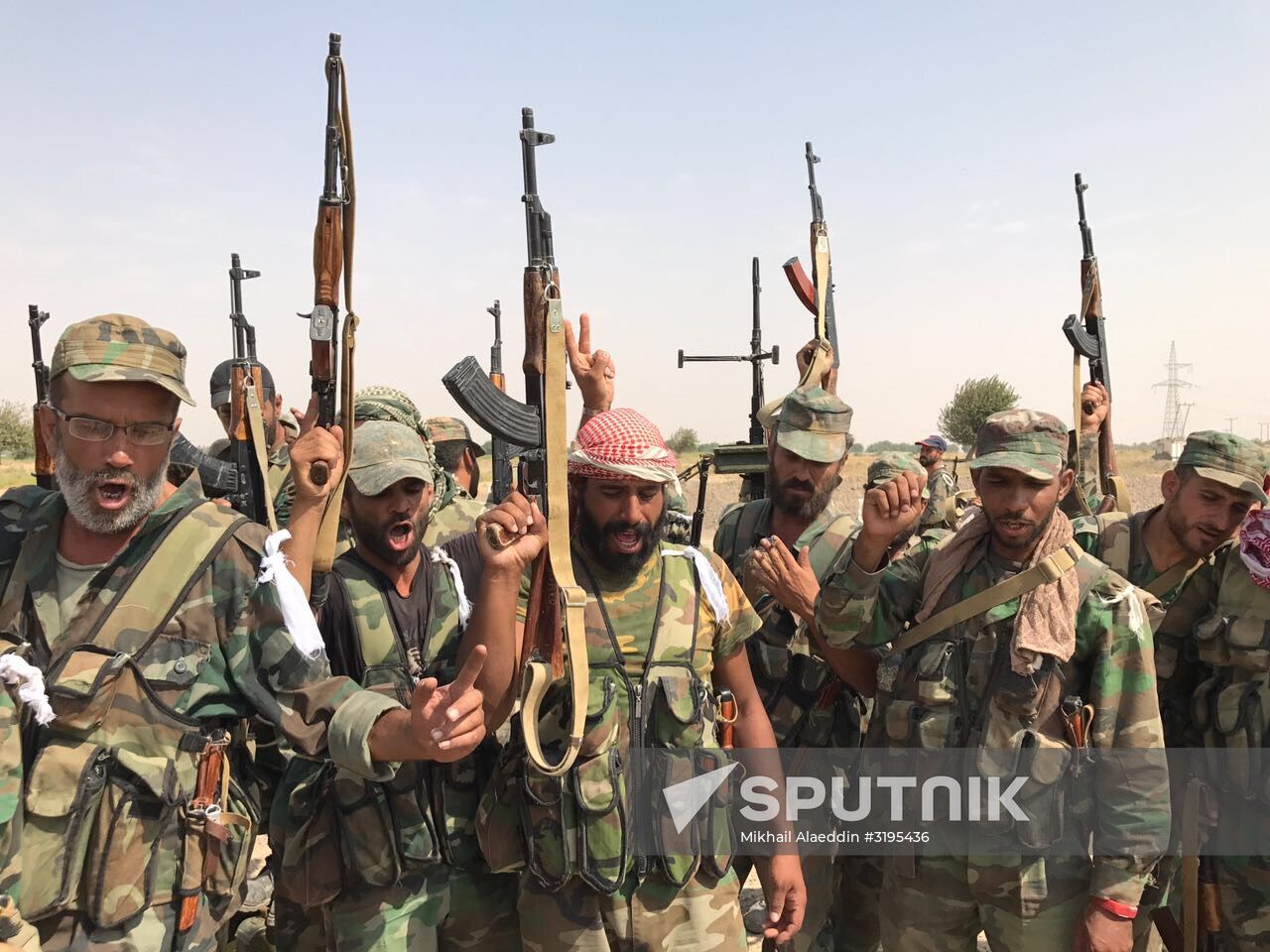 Syrian Army crosses Euphrates River east of Deir ez-Zor
