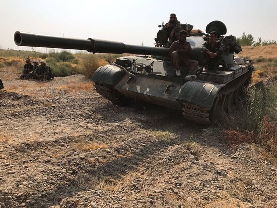 Syrian Army crosses Euphrates River east of Deir ez-Zor