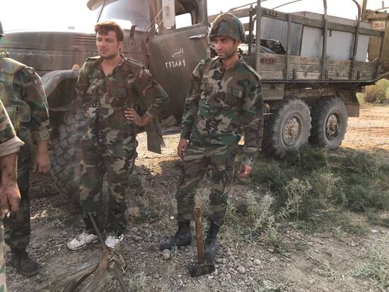 Syrian Army crosses Euphrates River east of Deir ez-Zor