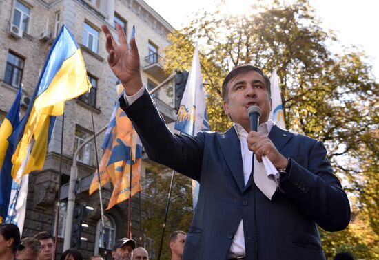 Mikheil Saakashvili speaks in Kiev