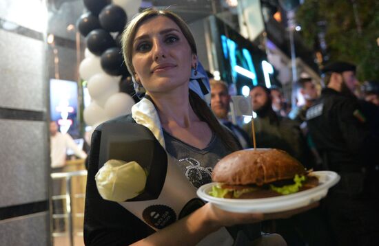 Black Star Burger officially opend in Grozny