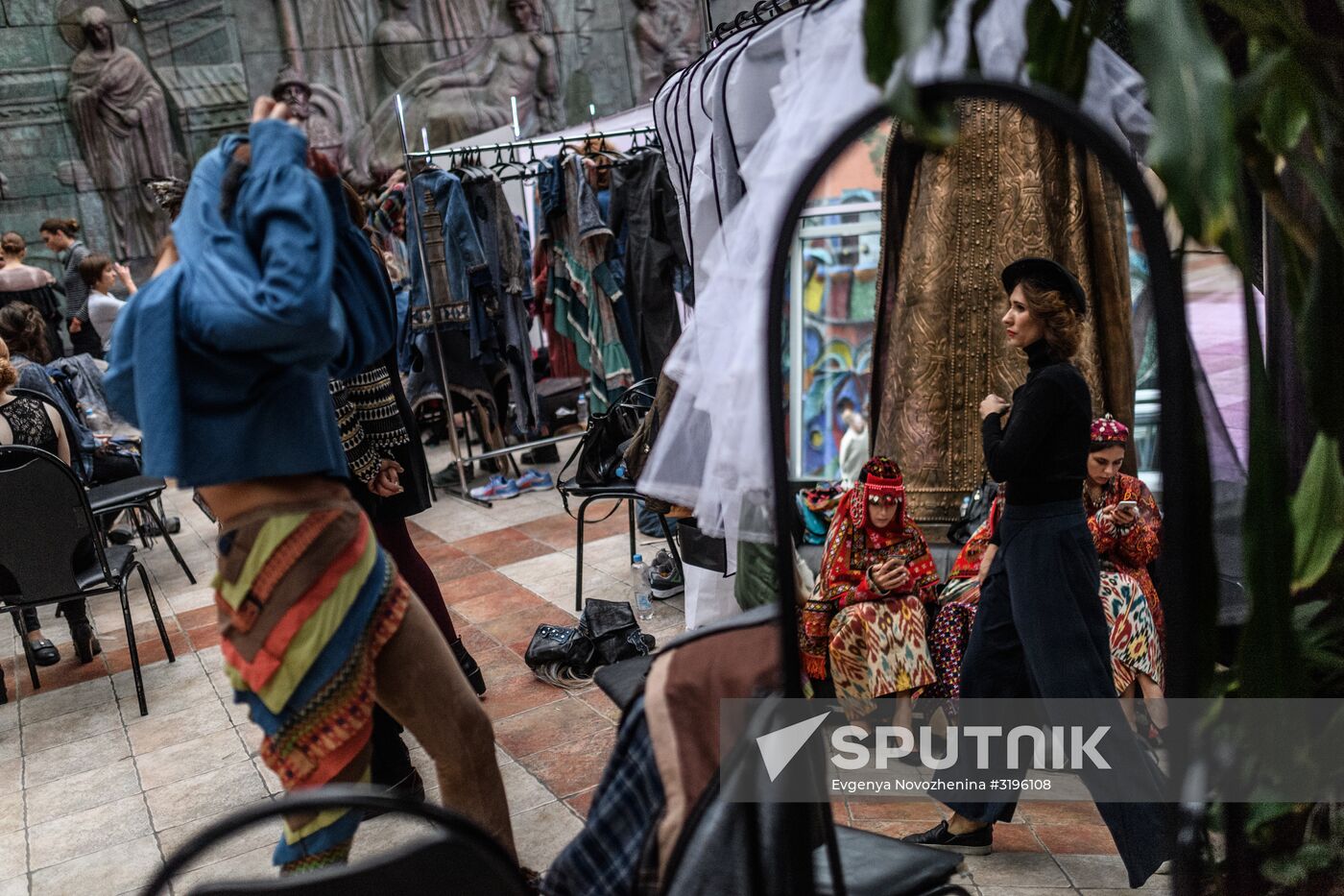 Gala fashion show at Ethno Art Fest 2017