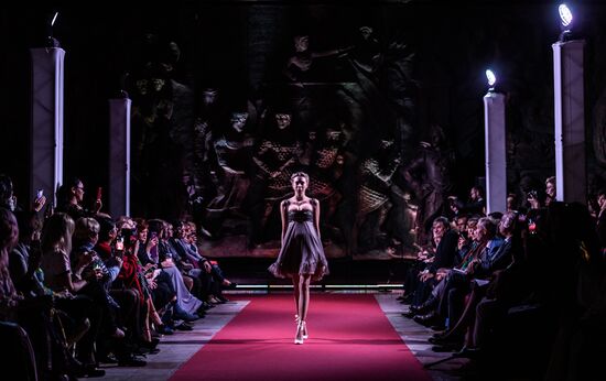 Gala fashion show at Ethno Art Fest 2017