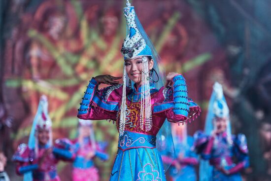 Gala fashion show at Ethno Art Fest 2017