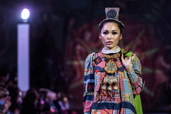 Gala fashion show at Ethno Art Fest 2017