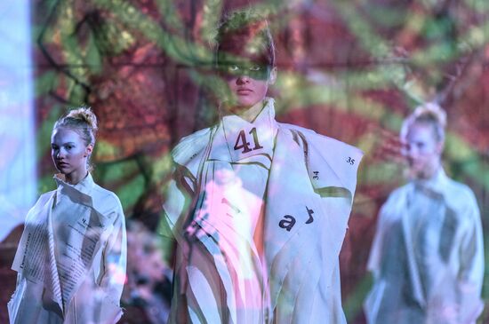 Gala fashion show at Ethno Art Fest 2017