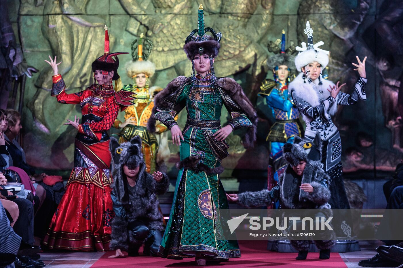 Gala fashion show at Ethno Art Fest 2017