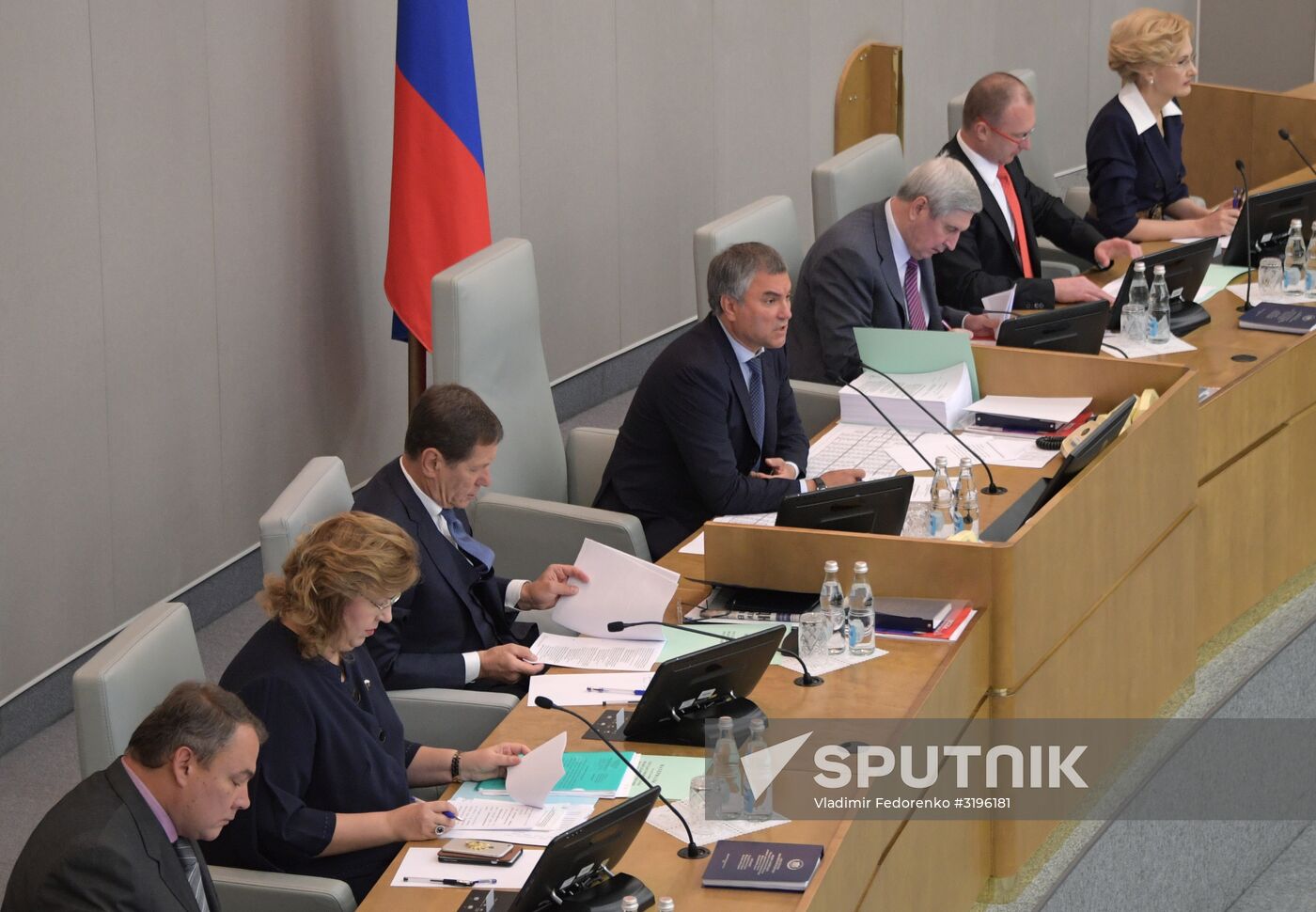 State Duma holds plenary session