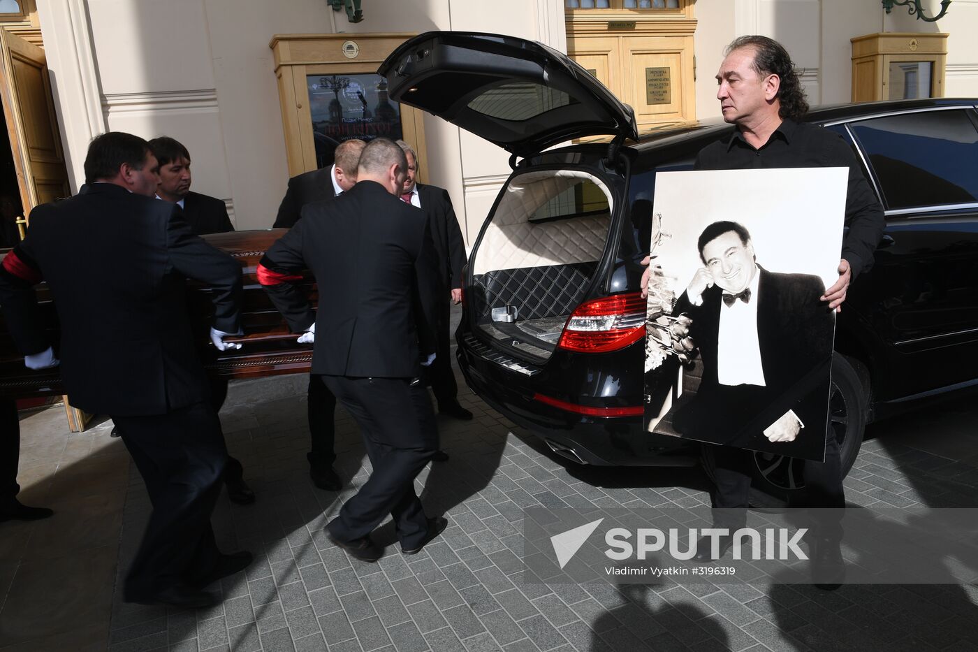 Memorial ceremony for opera singer Zurab Sotkilava