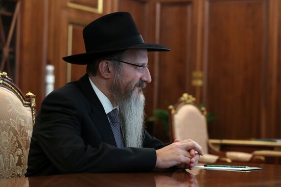 President Vladimir Putin meets with Chief Rabbi of Russia Berl Lazar and Head of Federation of Jewish Communities of Russia Alexander Boroda