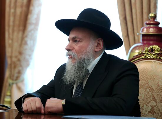 President Vladimir Putin meets with Chief Rabbi of Russia Berl Lazar and Head of Federation of Jewish Communities of Russia Alexander Boroda