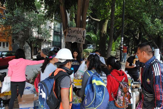 Mexico provides humanitarian aid to earthquake victims