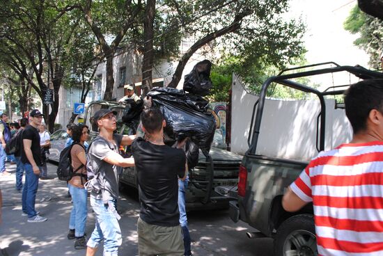 Mexico provides humanitarian aid to earthquake victims