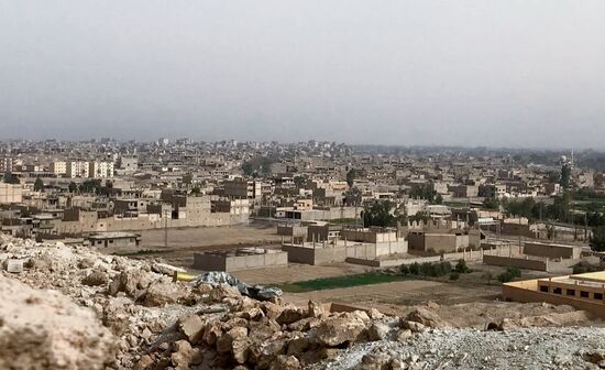 Syrian army and people's militia during offensive operation near al-Jafra in Deir-ez-Zor