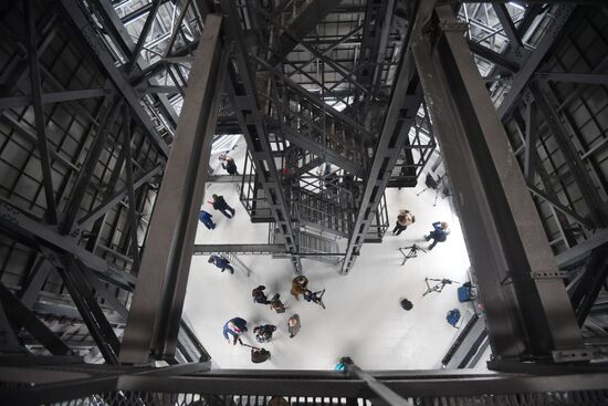 Russian Foreign Ministry building's spire reconstructed