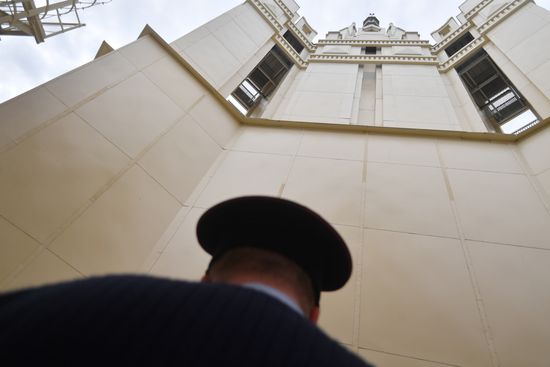 Russian Foreign Ministry building's spire reconstructed
